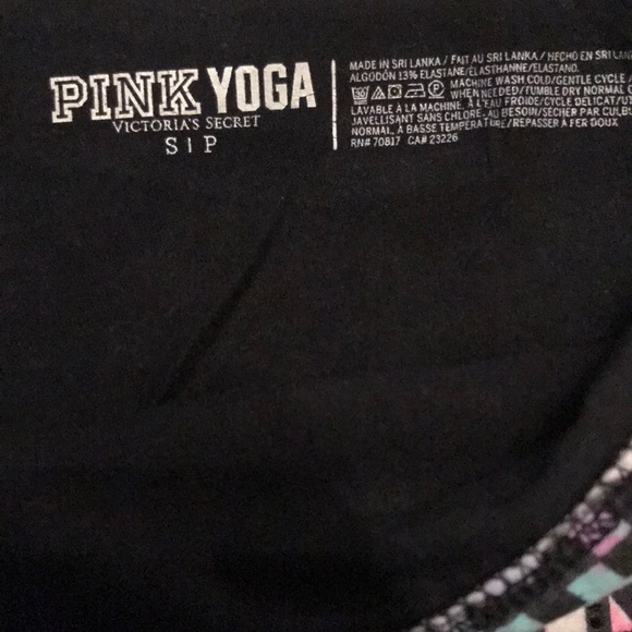 PINK yoga pant (3/4 length) - Picture 3 of 3